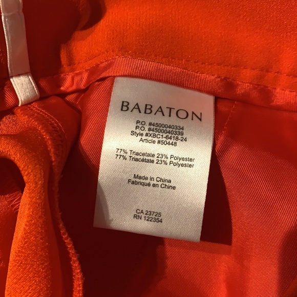 Aritzia Babaton Shorts - size 2 - Picture 4 of 4